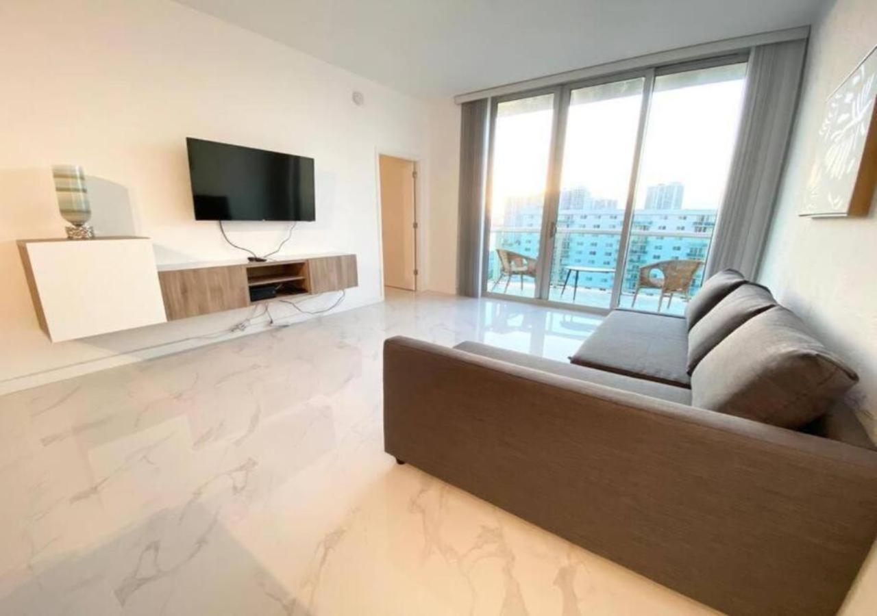 Zen Vacation Rentals Modern Penthouse Across Ocean Miami Beach Zewnętrze zdjęcie