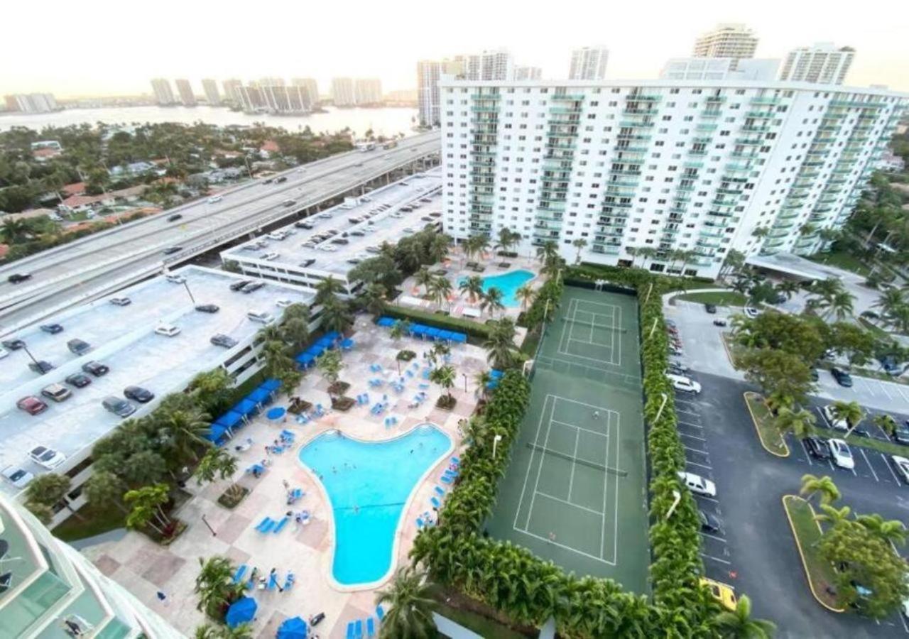 Zen Vacation Rentals Modern Penthouse Across Ocean Miami Beach Zewnętrze zdjęcie